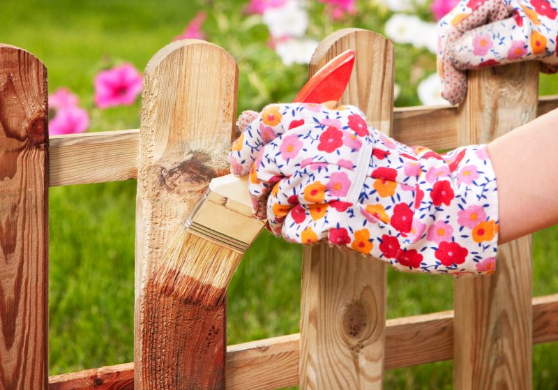 Cedar Fence Sealing in Redmond, WA